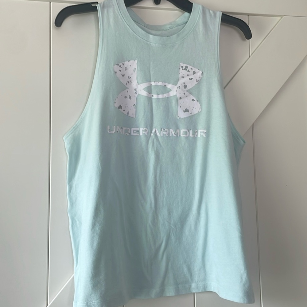 Under Armour tank